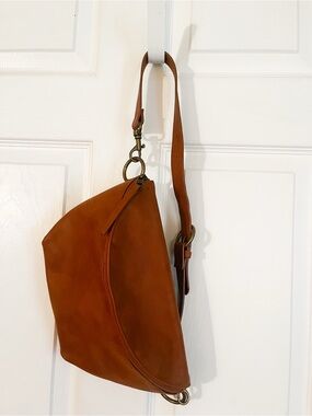 Universal Thread Brown Leather Crossbody Sling Bag